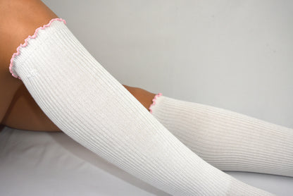 Frill edge compression sock knee high in White